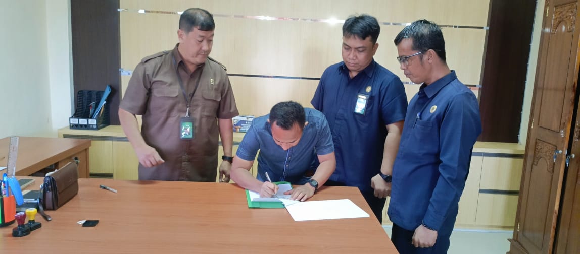 MoU antara Pengadilan Negeri Natuna dengan PT Pos Indonesia KC Tanjungpinang
